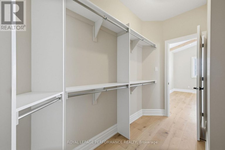 29268180/503-moonlight-drive/russell-twp/russell/ontario/K4R0L7_25