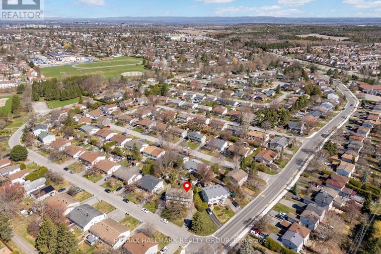 29664979/226-old-colony-road/glencairnhazeldean/ottawa/ontario/K2L1M7_42