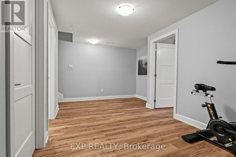 29648465/419-clubtail-private/blossom-parkkemp-parkfindlay-creek/ottawa/ontario/K1X0M9_38