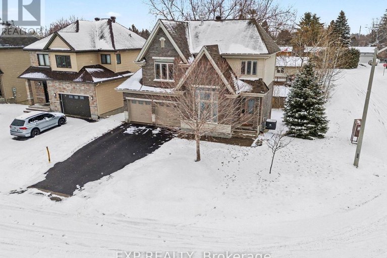 29499934/159-loreka-court/stittsville-north/ottawa/ontario/K2S0N3_37