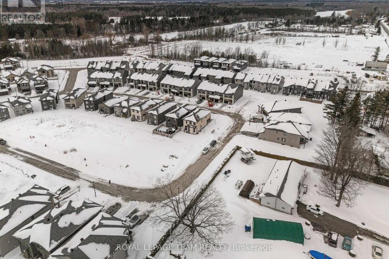 29401225/329-whitham-crescent/kemptville/north-grenville/ontario/K0G1J0_36