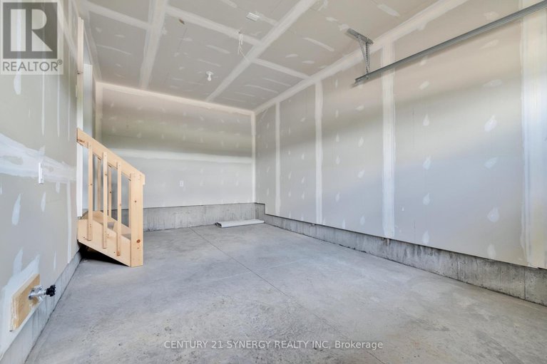 28643715/13-helen-street/north-stormont-finch-twp/north-stormont/ontario/K0A1R0_49