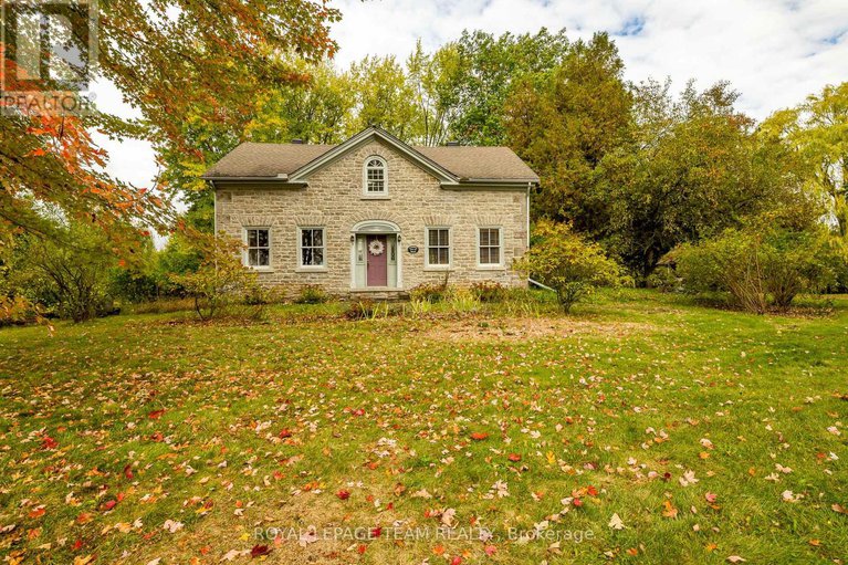 29098667/3651-burritts-rapids-road/north-grenville-twp-kemptville-south/north-grenville/ontario/K0G1N0_8