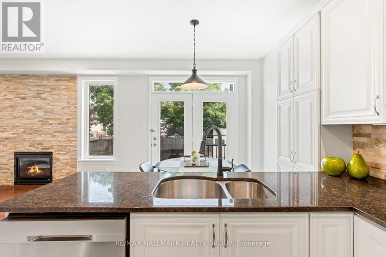 28760262/41-smoketree-crescent-e/stittsville-north/ottawa/ontario/K2S2B8_16