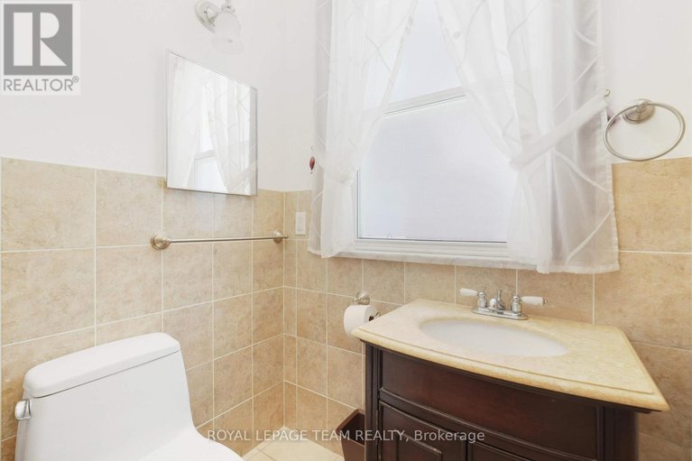 29645117/85-grove-avenue/old-ottawa-south/ottawa/ontario/K1S3A7_17