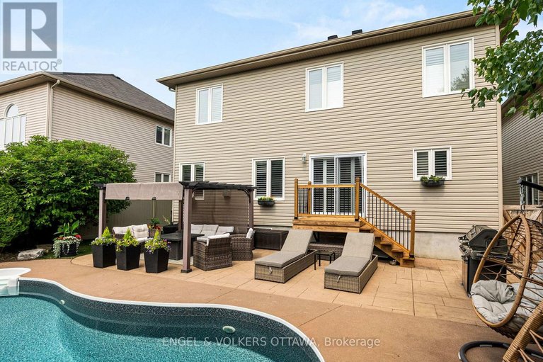 29512841/407-landswood-way/stittsville-south/ottawa/ontario/K2S0A3_40