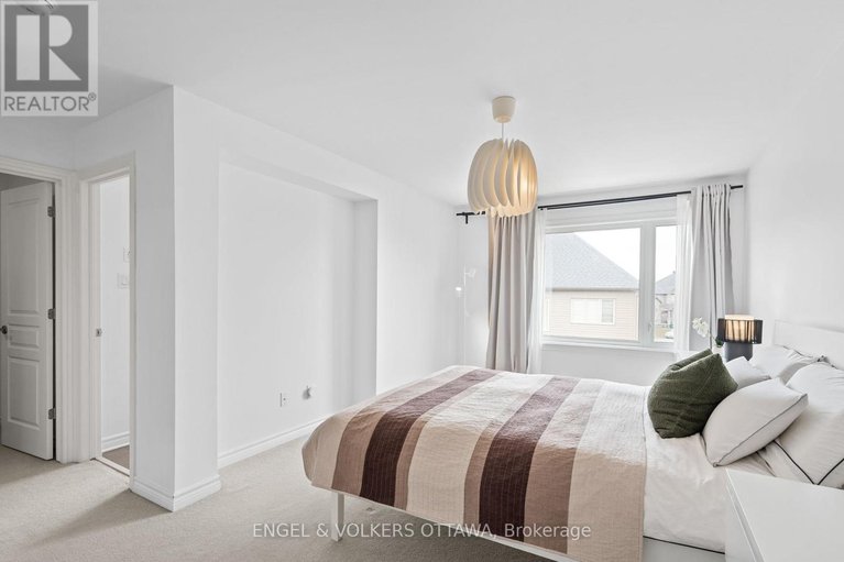 28330138/317-ardmore-street/riverside-southgloucester-glen/ottawa/ontario/K4M0E2_24