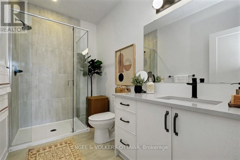 29008801/2006-allegrini-terrace/emerald-meadowstrailwest/ottawa/ontario/K2S2S7_36