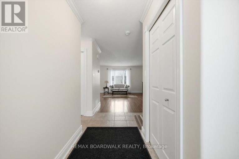 29248590/110-templeton-court/kemptville/north-grenville/ontario/K0G1J0_3