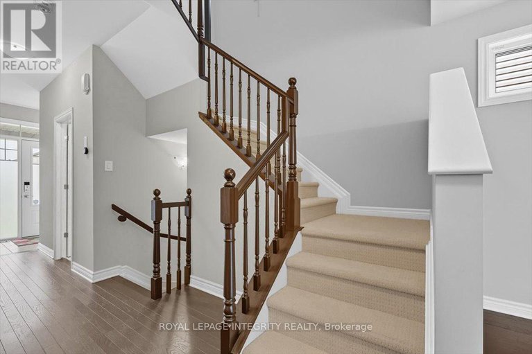28864709/707-des-aubepines-drive/avalon-west/ottawa/ontario/K4A1C1_16
