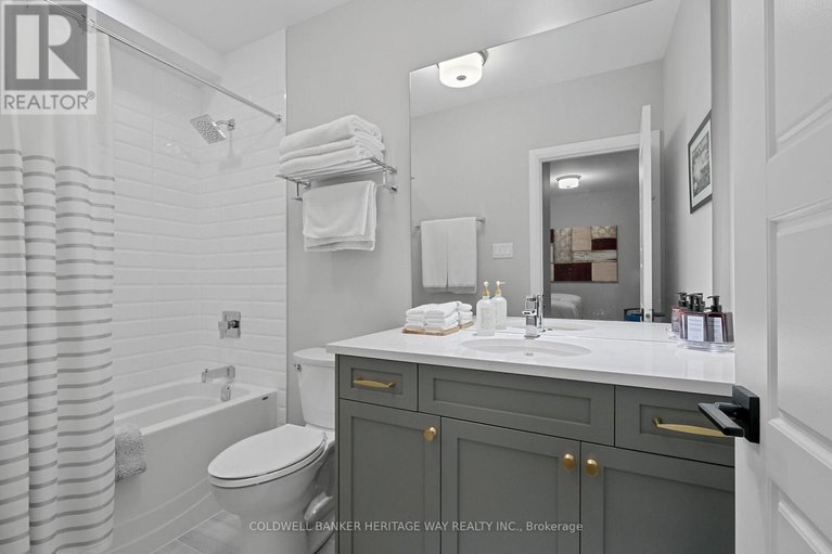 29456142/133-johanna-street/almonte/mississippi-mills/ontario/K0A1A0_33