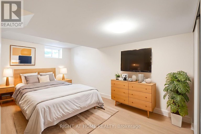 29378153/254-maude-street/almonte/mississippi-mills/ontario/K0A1A0_33