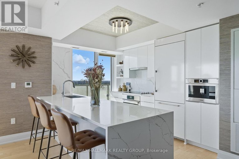 28894845/3407-805-carling-avenue/west-centre-town/ottawa/ontario/K1S2E7_16