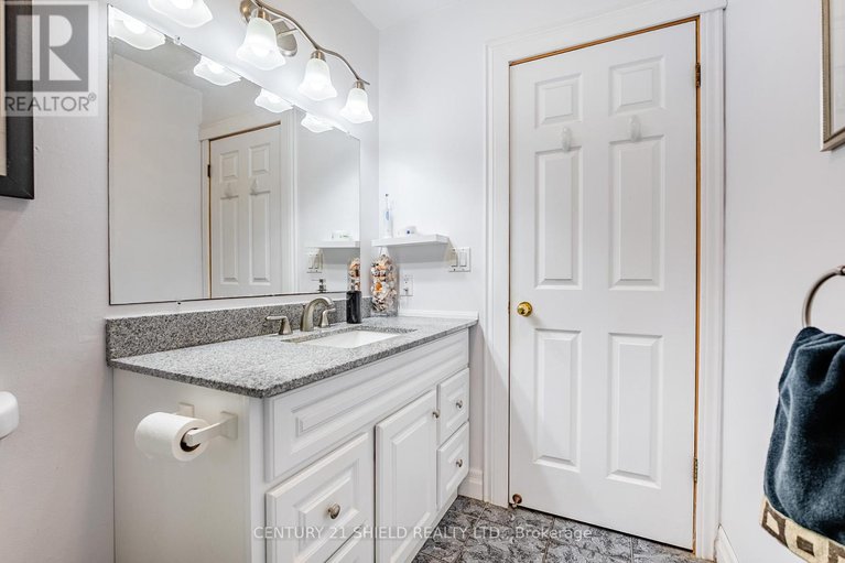 29038692/14215-county-rd-2-highway/south-stormont-osnabruck-twp/south-stormont/ontario/K0C1M0_31