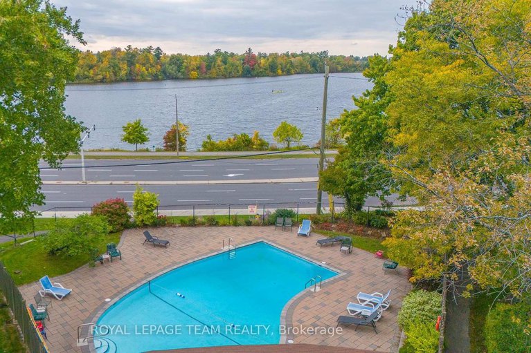 28925102/52-96-beachview-private/mooneys-bayriverside-park/ottawa/ontario/K1V1M7_40