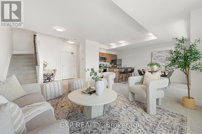 29300165/1005-silhouette-private/cedargrovefraserdale/ottawa/ontario/K2J4S3_6