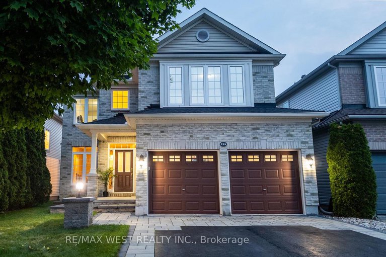 214 Castlegarth Crescent