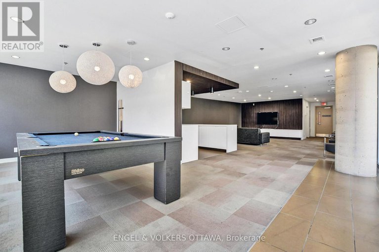 28414766/516-360-mcleod-street/ottawa-centre/ottawa/ontario/K2P1A9_30