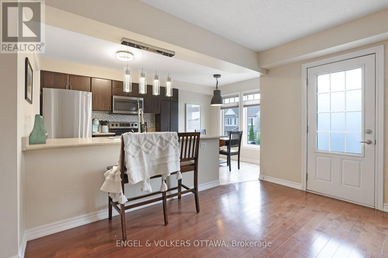 28759795/2421-nutgrove-avenue/half-moon-bay/ottawa/ontario/K2J0X4_15