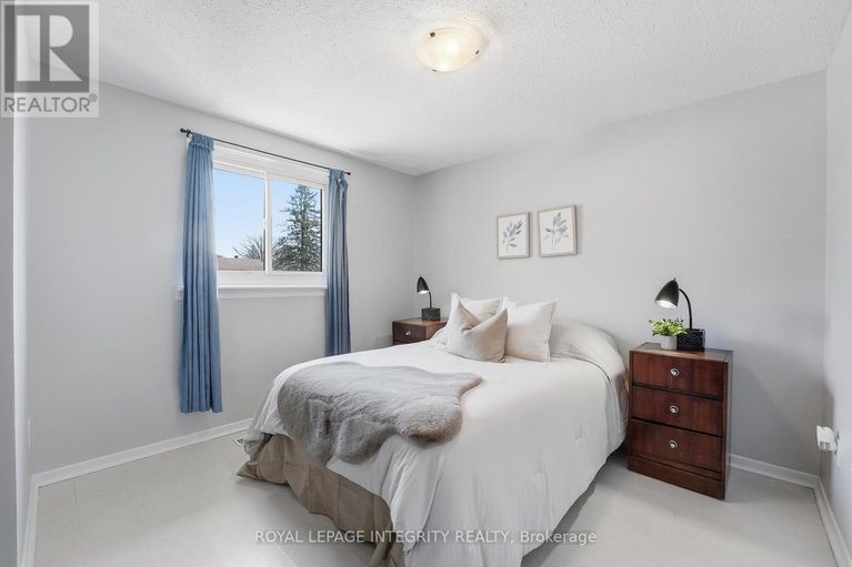 29649583/776-vinette-crescent/chatelaine-village/ottawa/ontario/K1E1W9_17