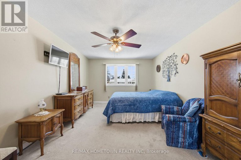 29430737/12-fairholme-drive/south-dundas-williamsburgh-twp/south-dundas/ontario/K0C1X0_21