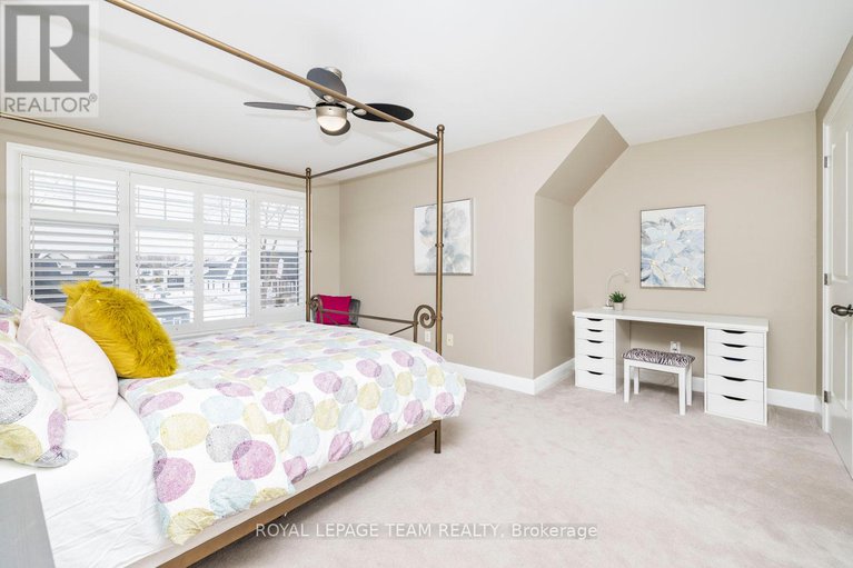 28933926/213-cabrelle-place-e/manotick-village-manotick-estates/ottawa/ontario/K4M0A9_30
