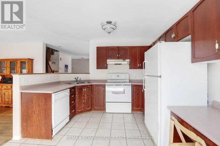 29339651/91-whalings-circle-sw/stittsville-central/ottawa/ontario/K2S1S4_13
