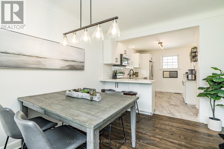28584277/1-porter-street/stittsville-south/ottawa/ontario/K2S1P8_9