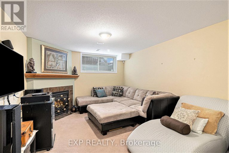 29118872/258-trail-side-circle/springridgeeast-village/ottawa/ontario/K4A5B5_15