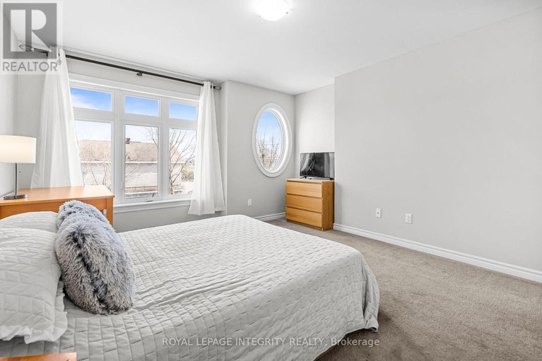 29655323/27-orange-blossom-private/blossom-parkleitrim/ottawa/ontario/K1T0M9_28