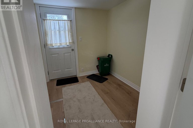 29414231/71-buell-street/brockville/brockville/ontario/K6V4Y4_17