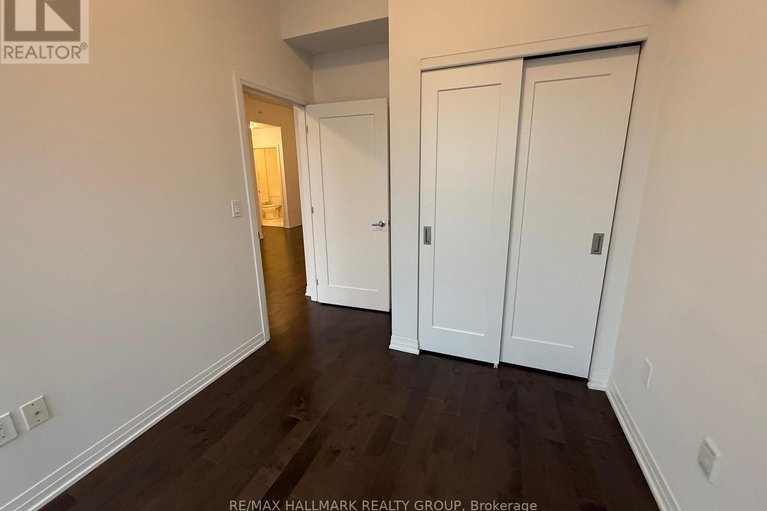 28910919/2406-805-carling-avenue/west-centre-town/ottawa/ontario/K1S5W9_9