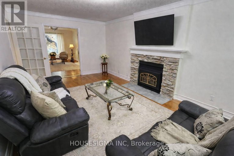 29248323/566-566-falwyn-cres-crescent/fallingbrookridgemount/ottawa/ontario/K4A2A4_15