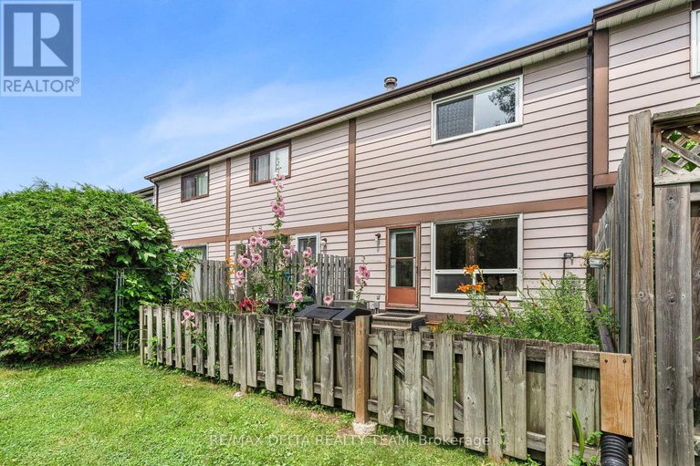 28607789/20-2000-falkirk-crescent/blackburn-hamlet-south/ottawa/ontario/K1B4Y7_22