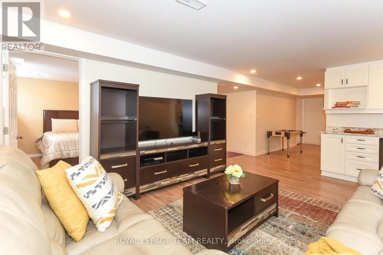 28510374/3519-woodroffe-avenue/strandherd/ottawa/ontario/K2G7A7_45