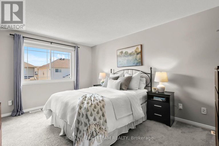 29676988/529-pepperville-crescent/emerald-meadowstrailwest/ottawa/ontario/K2M0E5_28