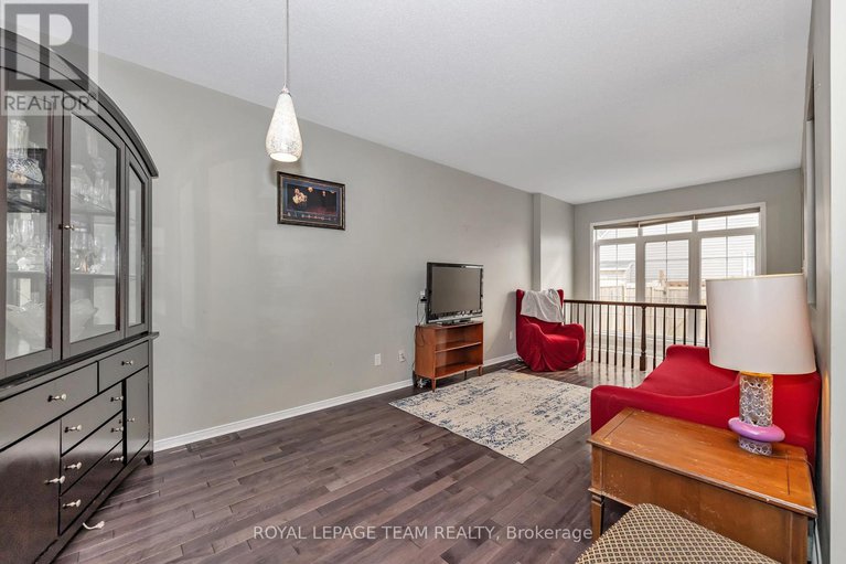 28829657/625-pepperville-crescent/emerald-meadowstrailwest/ottawa/ontario/K2M0E8_10