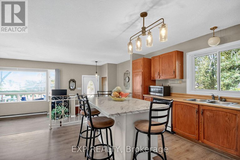 28996962/96-constance-lake-road/kanata-north-east/ottawa/ontario/K2K1X7_13