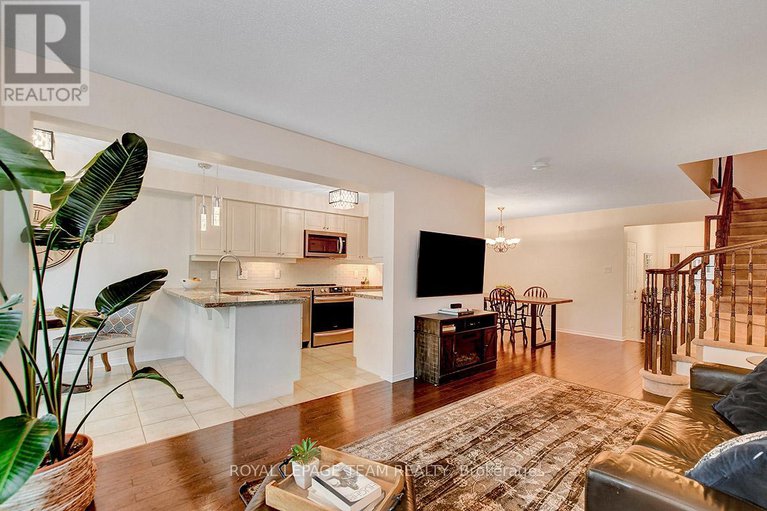 28608352/109-goldwood-private/stonebridge/ottawa/ontario/K2J0P4_13