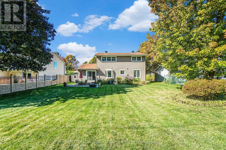 29227588/265-mcclellan-road/arlington-woods/ottawa/ontario/K2H8N7_42