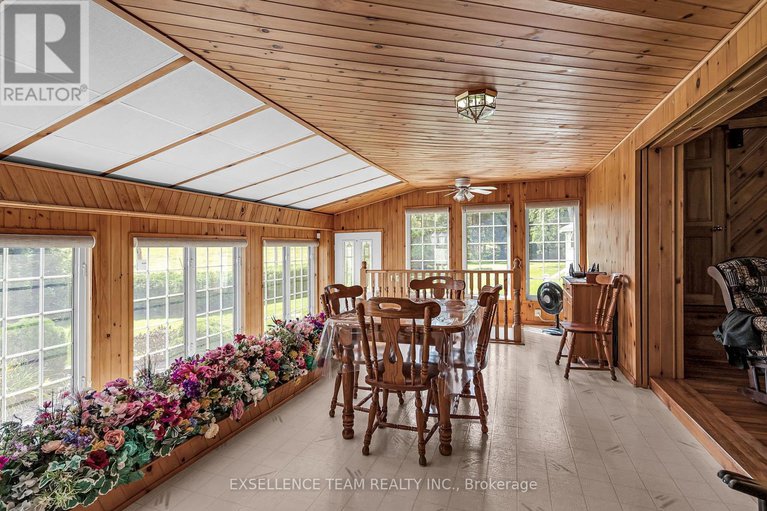 28049956/2940-county-rd-20-road/north-glengarry-kenyon-twp/north-glengarry/ontario/K0C1T0_16