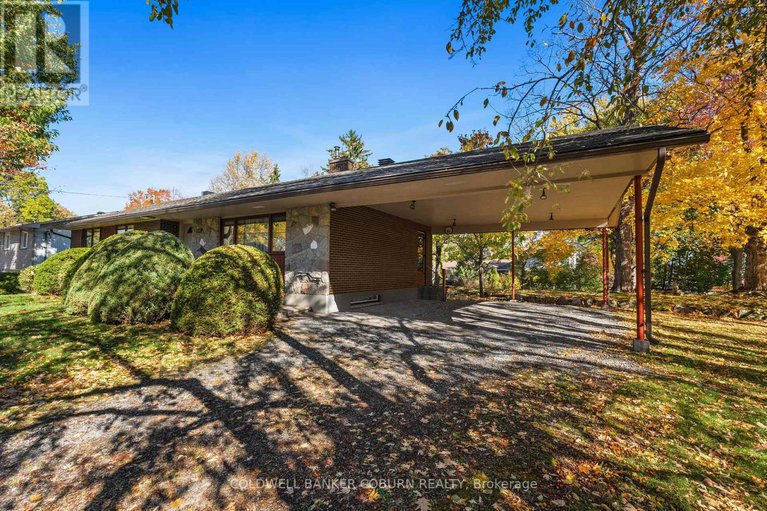 29028927/53-eisenhower-crescent/hearts-desire/ottawa/ontario/K2J3Z8_5