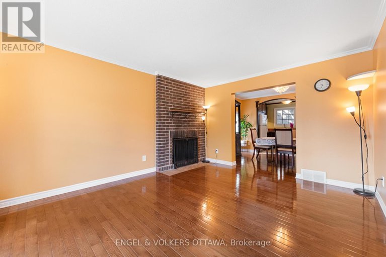 28811441/105-302-kintyre-private/carleton-square/ottawa/ontario/K2C3M6_7