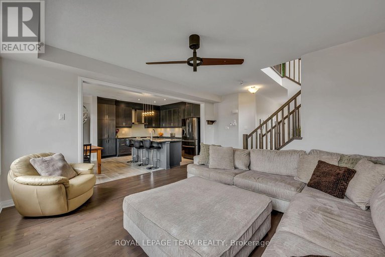 28806493/1201-de-pencier-drive/kemptville/north-grenville/ontario/K0G1J0_12