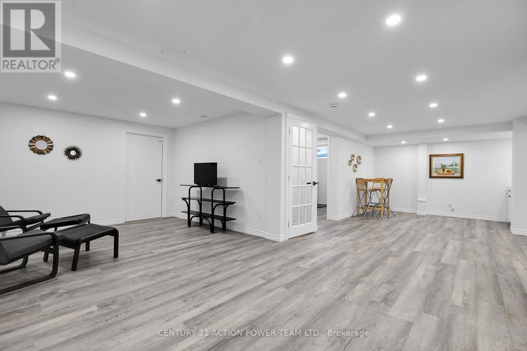 29163831/1969-loasa-lane/springridgeeast-village/ottawa/ontario/K4A4T4_33