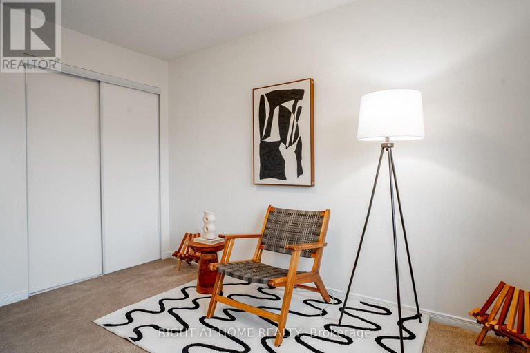 29234622/540-barrick-hill-road/emerald-meadowstrailwest/ottawa/ontario/K2M0B4_23