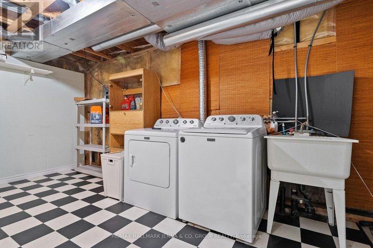 28966190/364-stoneway-drive/barrhaven-east/ottawa/ontario/K2G6G7_30
