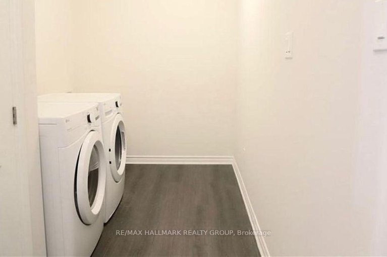 29141700/1686-maple-grove-street/stittsville-north/ottawa/ontario/K2S2R3_4