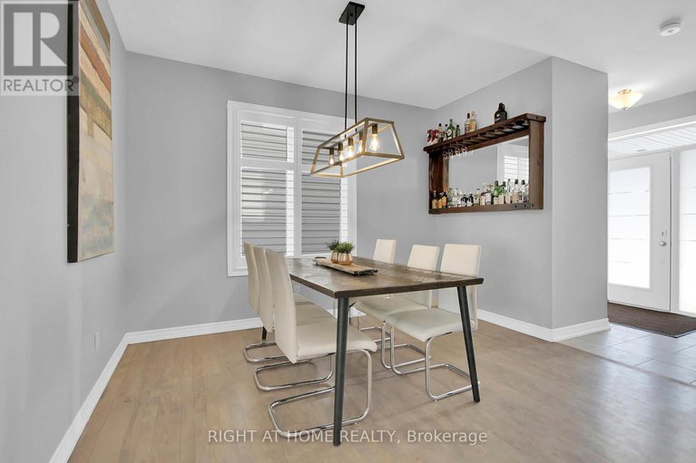 28369701/68-pelham-crescent/goulbourn-twp-from-franktown-rdsouth-to-rideau/ottawa/ontario/K0A2Z0_10