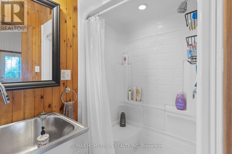 28592172/138-henry-street-e/prescott/prescott/ontario/K0E1T0_18